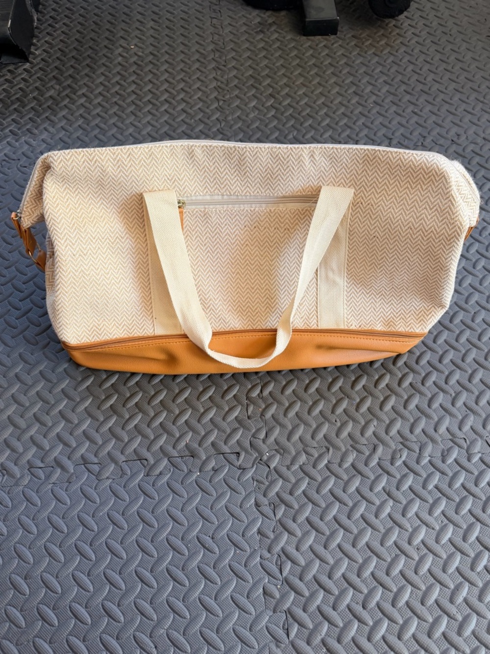 Canvas Travel Duffle Bag in Cream and Tan